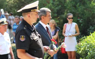 В Севастополе почтили память погибших на подлодке «Курск» 