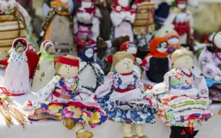 День археолога в Херсонесе отметили с ярмарками и выставками