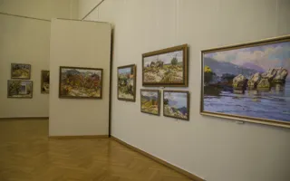 «Все краски Крыма». Открылась выставка Виктора Бабочиева