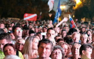 В Севастополе состоялся концерт группы «Любэ»