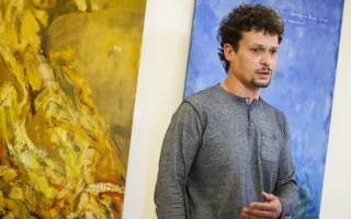 Художник Эдуард Кулиш показывает Севастополю «Киммерийские сны»