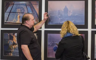 Открылась «атмосферная» фотовыставка «Мистерия Петербурга»