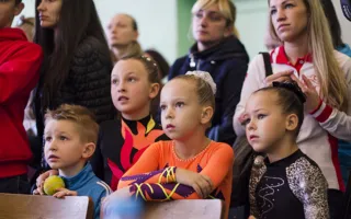 В Севастополе состоялись «Осенние игры» юных акробатов