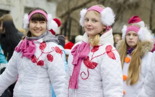 В Севастополе состоялось первое новогоднее карнавальное шествие
