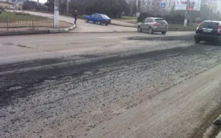 ​Ремонт дорог по-севастопольски: щебень вместо асфальта
