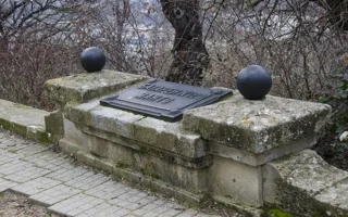 Городские зарисовки: севастопольские бастионы