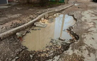 Кто отвечает за дороги в Нахимовском районе?