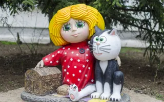 В Севастополе открыли аллею «Городок сказок»