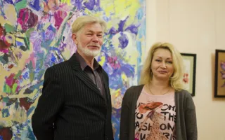 Открылась выставка картин «Цветы — фронтовикам»
