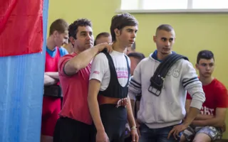 В Севастополе провели турнир по пауэрлифтингу