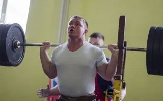 В Севастополе провели турнир по пауэрлифтингу