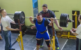 В Севастополе провели турнир по пауэрлифтингу