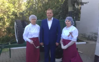 В Севастополе День Победы отметили боевыми 100 грамм и кашей