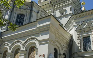 На Покровском соборе восстановили табличку «Проверено. Мин нет»