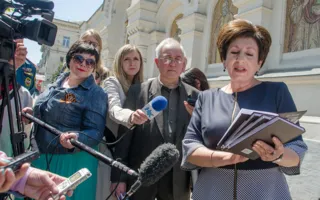 На Покровском соборе восстановили табличку «Проверено. Мин нет»