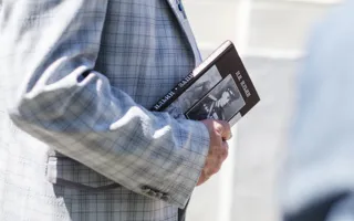 На Покровском соборе восстановили табличку «Проверено. Мин нет»