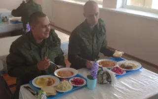 Первый крымский российский призыв: Вы служите, мы вас подождём!