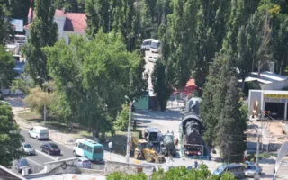 В Севастополе «поплыл» памятник бронепоезду «Железняков»