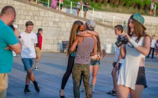 В Севастополе отметили всемирный день поцелуя
