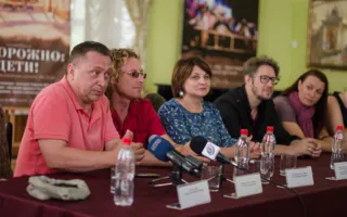 Спектакль «Осторожно: дети!» вновь в афише театра имени Луначарского