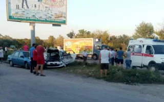 Под Бахчисараем столкнулись четыре иномарки