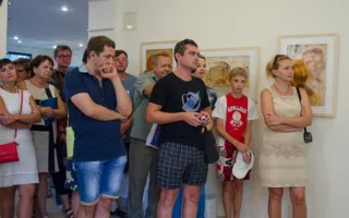 Открылась выставка Владимира Макеева «День ангела»