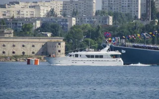 В Севастополе отметили День военно-морского флота. Фоторепортаж
