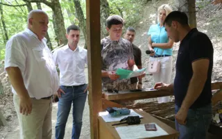 Водопад Джур-Джур привели в порядок