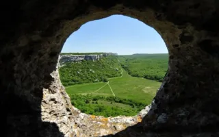 Неизвестный Крым: пещерный город Эски-Кермен