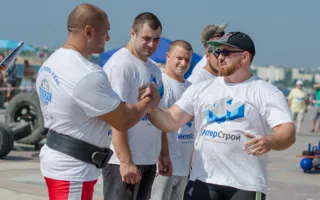 В Севастополе состоялся очередной этап турнира среди силачей
