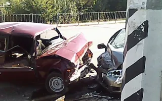 В Крыму столкнулись «Лада Калина» и «Жигули». Пострадали трое