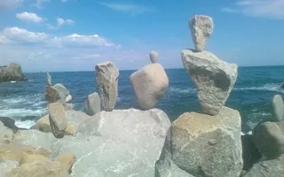 Очевидное-невероятное: под Алуштой «выросли» каменные «кактусы»