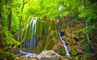 ​Достопримечательности Крыма: Водопад Серебряные струи
