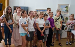 В Севастополе открылась выставка картин «художника Мая»