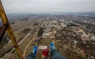Руфер покорил севастопольское «метро» и телевышку