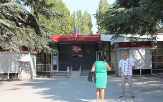 Кто рано встаёт, тот за талоном в УФМС и миграционную службу идёт