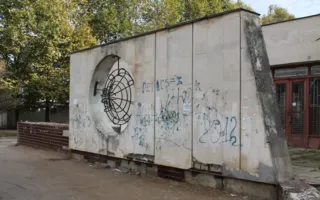 Теги на стенах города: бескультурье или культура?