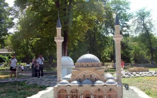 Парк миниатюр в Бахчисарае — весь Крым на ладони