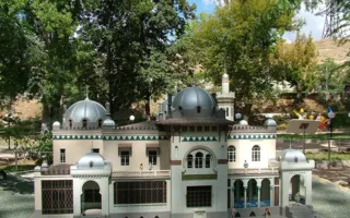 Парк миниатюр в Бахчисарае — весь Крым на ладони