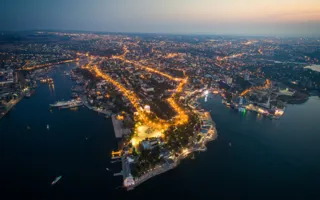 Ночной Севастополь с высоты птичьего полёта 