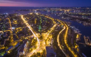 Ночной Севастополь с высоты птичьего полёта 