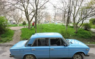 «Шестёрку» угнали на проспекте Октябрьской революции