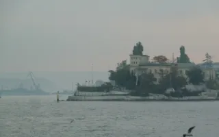 Севастополь в тумане — рыбаки торжествуют