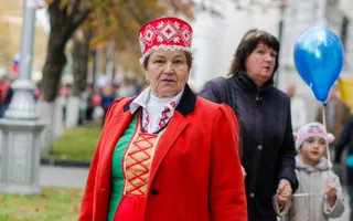 Севастополь праздничным шествием отметил День народного единства