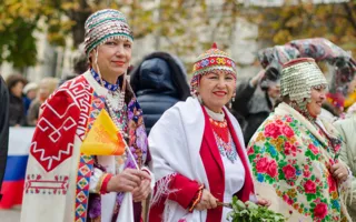 Севастополь праздничным шествием отметил День народного единства