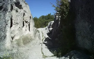 Пещерный город ​Эски-Кермен, дарящий благодать