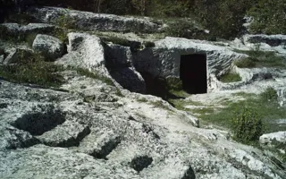 Пещерный город ​Эски-Кермен, дарящий благодать