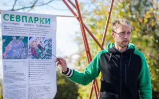 Динозавр против «Консоли»: назван срок сноса забора у «Динопарка»