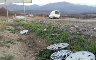 Трасса Симферополь-Керчь и после ремонта собирает урожай подвесок