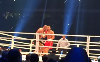 Кличко проиграл Фьюри и лишился своих титулов
